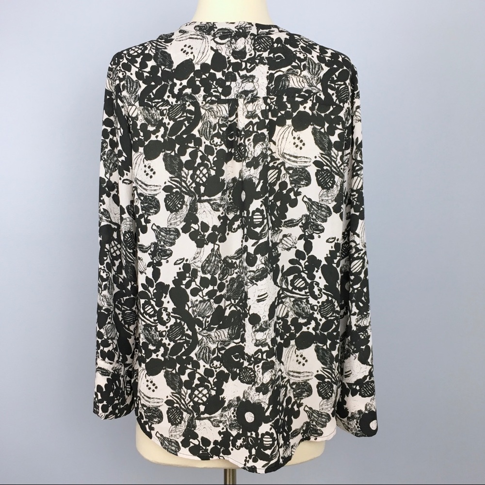 19 Cooper Stitch Fix Black White Floral Blouse - Picture 7 of 8